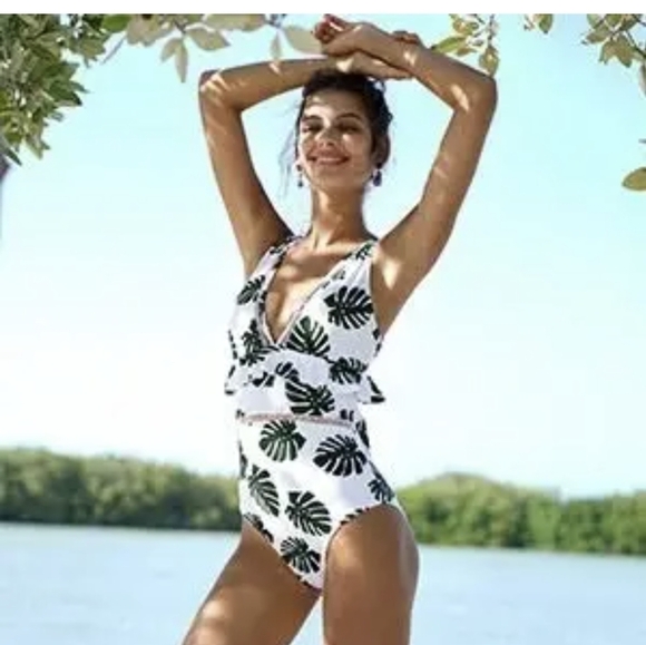Green Floral One Piece Swimsuit Small - Picture 1 of 4